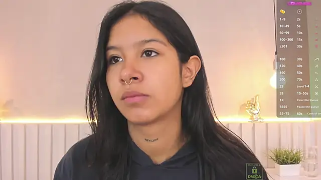 Snapshot of Aida_moreno chatting on March 8, 2025, 10:54 am Aida moreno online show from March 8, 2025, 10:54 am