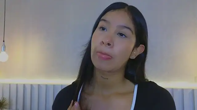 Snapshot of Aida_moreno chatting on October 13, 2025, 11:32 am Aida moreno online show from October 13, 2025, 11:32 am