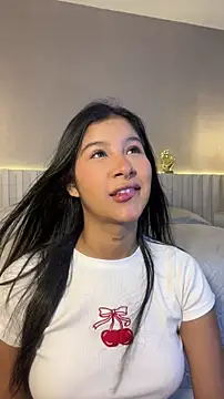 Snapshot of Aida_moreno chatting on May 9, 2026, 11:48 am Aida moreno online show from May 9, 2026, 11:48 am