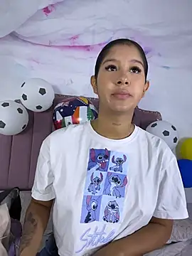 Snapshot of Aida_moreno chatting on June 23, 2026, 11:52 am Aida moreno online show from June 23, 2026, 11:52 am
