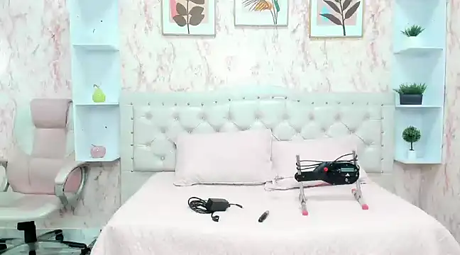 Snapshot of VICTORIA_HOUSTON chatting on January 24, 2025, 10:00 am VICTORIA HOUSTON online show from January 24, 2025, 10:00 am