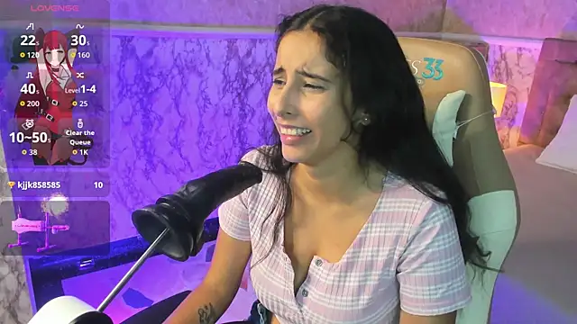 Snapshot of VICTORIA_HOUSTON chatting on November 2, 2025, 1:35 pm VICTORIA HOUSTON online show from November 2, 2025, 1:35 pm