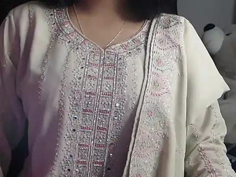 Snapshot of DevilErin chatting on December 6, 2024, 8:40 pm DevilErin online show from December 6, 2024, 8:40 pm