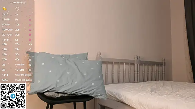 tyty piupiu online show from November 12, 2025, 6:30 pm