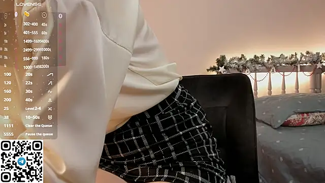 tyty piupiu online show from January 13, 2026, 7:08 pm