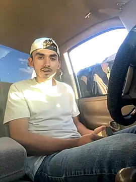 kevinsito1 online show from October 22, 2025, 11:37 pm