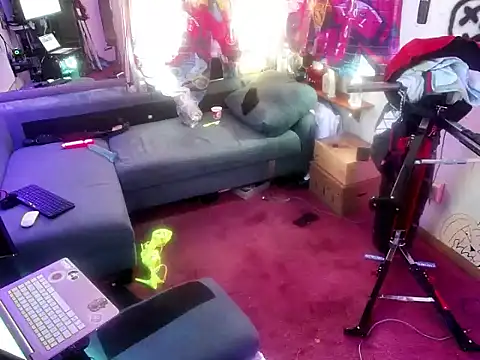 Snapshot of KRYZTALYNXXX chatting on January 11, 2025, 4:03 pm KRYZTALYNXXX online show from January 11, 2025, 4:03 pm