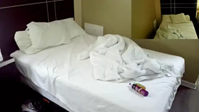 Snapshot of KRYZTALYNXXX chatting on February 12, 2026, 12:11 pm KRYZTALYNXXX online show from February 12, 2026, 12:11 pm