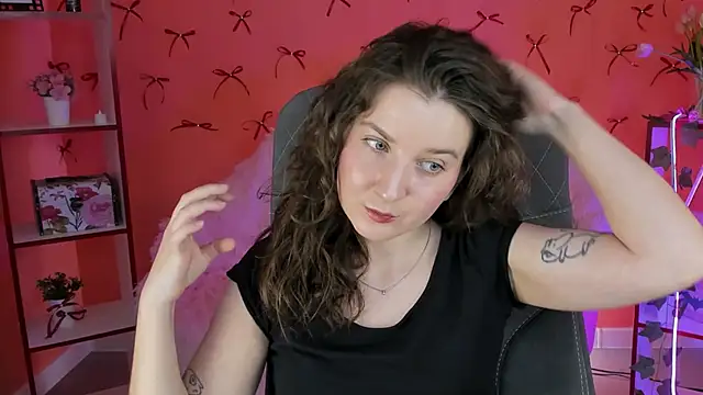 Snapshot of JackieByrd chatting on March 19, 2025, 1:40 pm JackieByrd online show from March 19, 2025, 1:40 pm