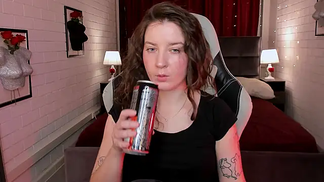 Snapshot of JackieByrd chatting on March 22, 2025, 1:41 pm JackieByrd online show from March 22, 2025, 1:41 pm