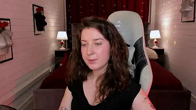 Snapshot of JackieByrd chatting on March 22, 2025, 4:47 pm JackieByrd online show from March 22, 2025, 4:47 pm