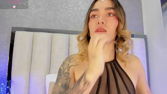 Snapshot of Lucy_Vega chatting on September 11, 2025, 4:45 am Lucy Vega online show from September 11, 2025, 4:45 am