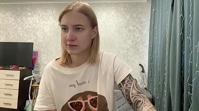 Snapshot of AnneBall chatting on December 26, 2024, 10:16 am AnneBall online show from December 26, 2024, 10:16 am