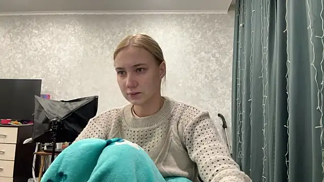 Snapshot of AnneBall chatting on December 31, 2024, 5:33 am AnneBall online show from December 31, 2024, 5:33 am