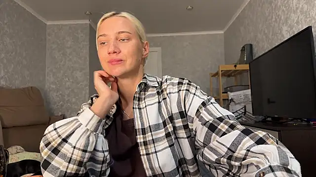 Snapshot of AnneBall chatting on February 25, 2026, 2:37 pm AnneBall online show from February 25, 2026, 2:37 pm