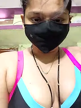 Snapshot of Kashish_18 chatting on June 11, 2026, 6:44 am Kashish 18 online show from June 11, 2026, 6:44 am