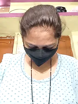 Snapshot of Kashish_18 chatting on June 12, 2026, 6:34 am Kashish 18 online show from June 12, 2026, 6:34 am