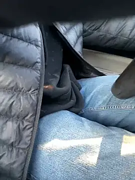 SmokingSloth online show from February 21, 2025, 1:22 pm