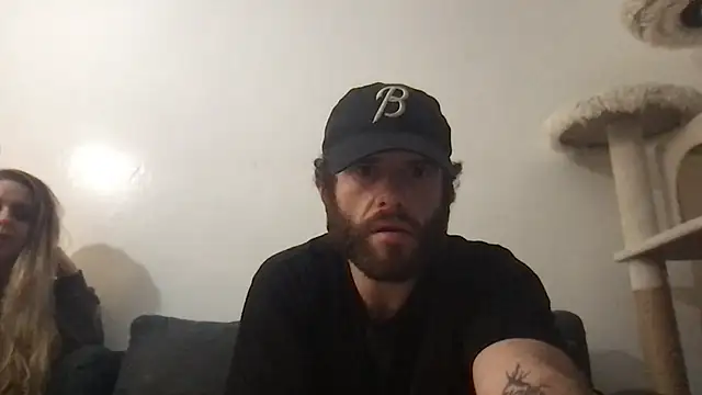 Snapshot of SpunCandy chatting on November 9, 2025, 6:23 am SpunCandy online show from November 9, 2025, 6:23 am