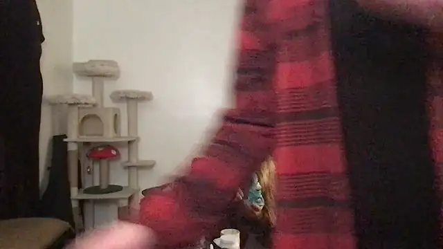 Snapshot of SpunCandy chatting on January 15, 2026, 12:32 pm SpunCandy online show from January 15, 2026, 12:32 pm