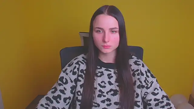 Eva Janee online show from February 24, 2025, 3:20 pm