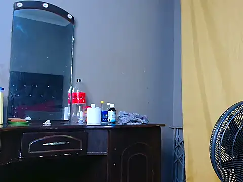 Snapshot of DarkDivva24 chatting on November 6, 2025, 11:26 pm DarkDivva24 online show from November 6, 2025, 11:26 pm