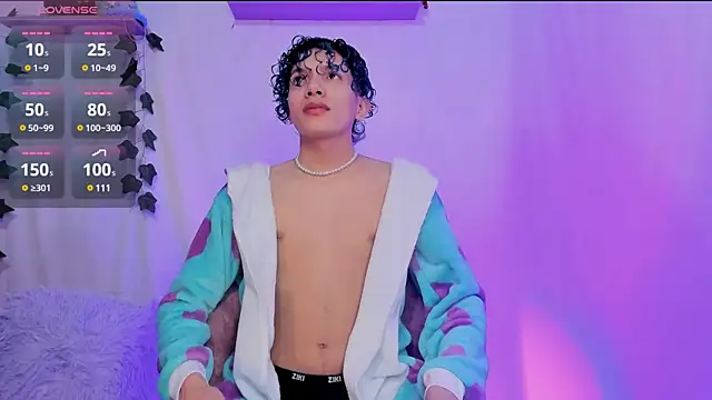 Snapshot of Im_Alejo chatting on March 20, 2025, 12:30 am Im Alejo online show from March 20, 2025, 12:30 am