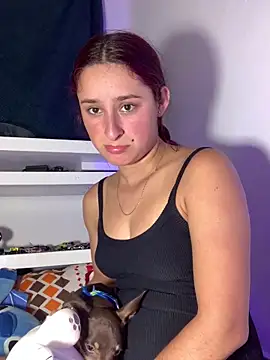 Snapshot of hannaa_brown chatting on January 14, 2025, 1:04 am hannaa brown online show from January 14, 2025, 1:04 am