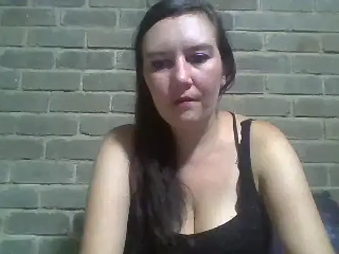 Snapshot of EksJouneMwah chatting on January 10, 2025, 11:22 am EksJouneMwah online show from January 10, 2025, 11:22 am