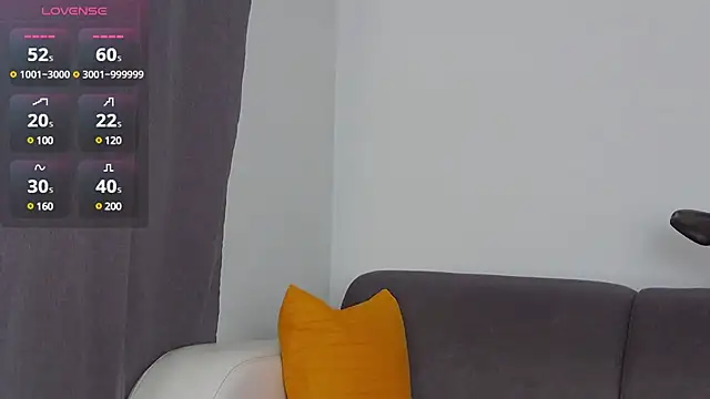 Snapshot of Nobodyforever chatting on February 13, 2025, 10:54 pm Nobodyforever online show from February 13, 2025, 10:54 pm