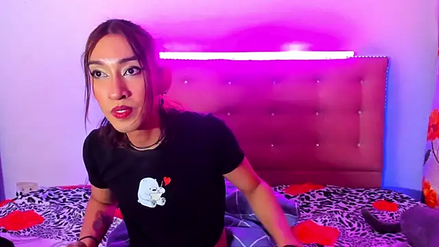 khandyzBlum online show from January 20, 2025, 6:43 pm