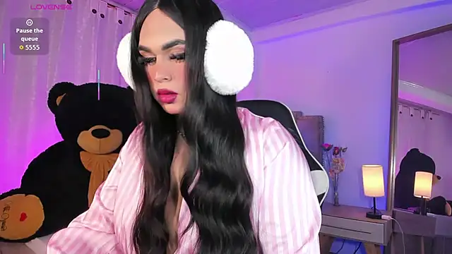 alexia mattel online show from September 20, 2025, 10:38 am