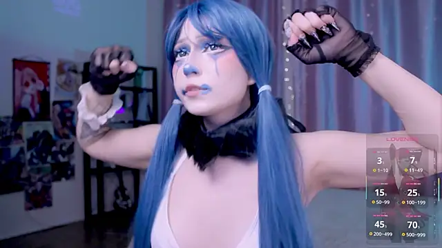 Snapshot of Carolina_Leep chatting on September 15, 2025, 4:40 pm Carolina Leep online show from September 15, 2025, 4:40 pm