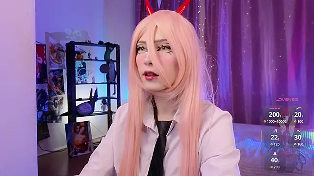 Snapshot of Carolina_Leep chatting on February 8, 2026, 2:53 pm Carolina Leep online show from February 8, 2026, 2:53 pm