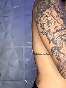 Tamyjenkins1 online show from November 8, 2025, 1:28 am