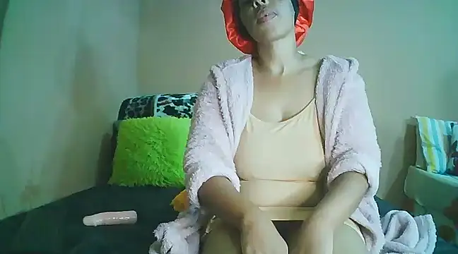 Snapshot of White_Porshe chatting on March 19, 2025, 2:37 am White Porshe online show from March 19, 2025, 2:37 am