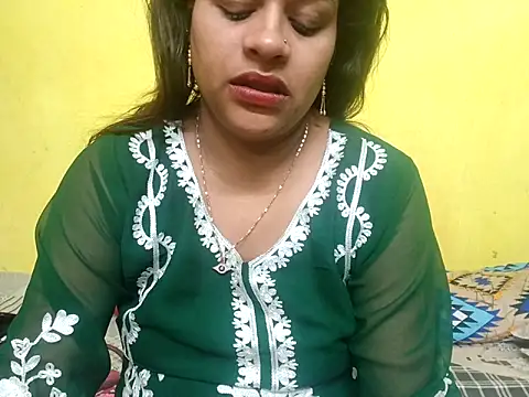 Snapshot of Sexyranibhabhi chatting on November 21, 2025, 2:05 pm Sexyranibhabhi online show from November 21, 2025, 2:05 pm