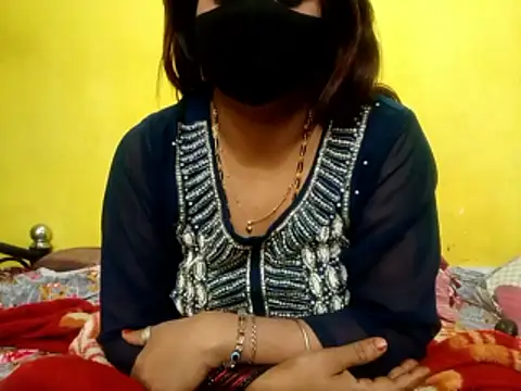 Snapshot of Sexyranibhabhi chatting on January 7, 2026, 2:30 pm Sexyranibhabhi online show from January 7, 2026, 2:30 pm