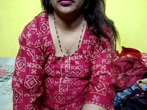 Snapshot of Sexyranibhabhi chatting on January 9, 2026, 2:47 am Sexyranibhabhi online show from January 9, 2026, 2:47 am