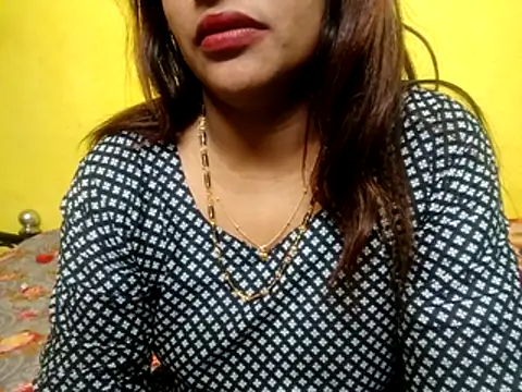Snapshot of Sexyranibhabhi chatting on January 13, 2026, 2:11 pm Sexyranibhabhi online show from January 13, 2026, 2:11 pm