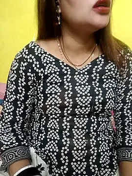 Snapshot of Sexyranibhabhi chatting on June 30, 2026, 3:35 pm Sexyranibhabhi online show from June 30, 2026, 3:35 pm