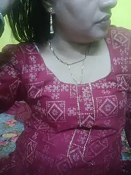 Snapshot of Sexyranibhabhi chatting on July 9, 2026, 3:27 pm Sexyranibhabhi online show from July 9, 2026, 3:27 pm