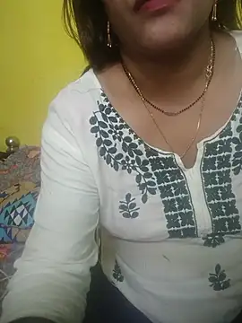 Snapshot of Sexyranibhabhi chatting on July 13, 2026, 4:21 pm Sexyranibhabhi online show from July 13, 2026, 4:21 pm