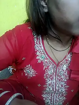 Snapshot of Sexyranibhabhi chatting on July 23, 2026, 3:32 pm Sexyranibhabhi online show from July 23, 2026, 3:32 pm