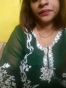 Snapshot of Sexyranibhabhi chatting on July 25, 2026, 3:53 pm Sexyranibhabhi online show from July 25, 2026, 3:53 pm