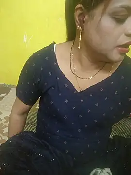 Snapshot of Sexyranibhabhi chatting on July 28, 2026, 2:24 pm Sexyranibhabhi online show from July 28, 2026, 2:24 pm
