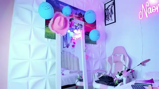 NaomiAsha online show from March 16, 2025, 1:49 am