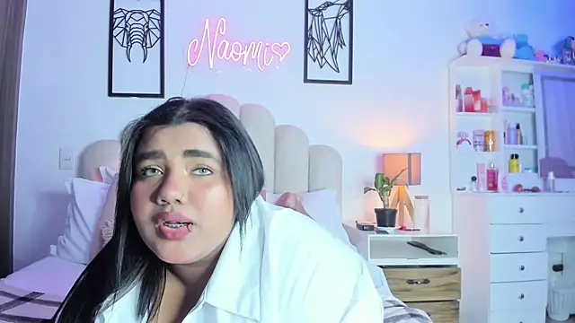 Snapshot of NaomiAsha chatting on July 6, 2026, 12:57 pm NaomiAsha online show from July 6, 2026, 12:57 pm