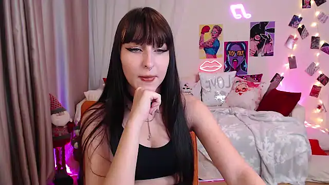 ElsaNeal online show from December 26, 2024, 6:12 pm