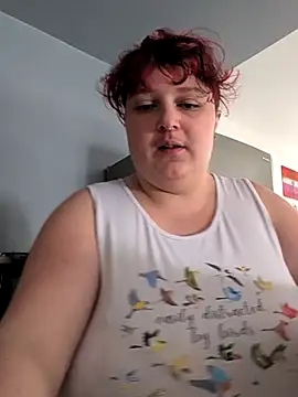 Snapshot of LadyRochester chatting on May 26, 2026, 2:13 pm LadyRochester online show from May 26, 2026, 2:13 pm